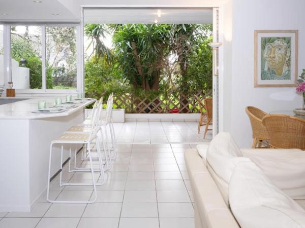 Vouliagmeni'S Secret Garden Near The Sea Apartment Athens Luaran gambar